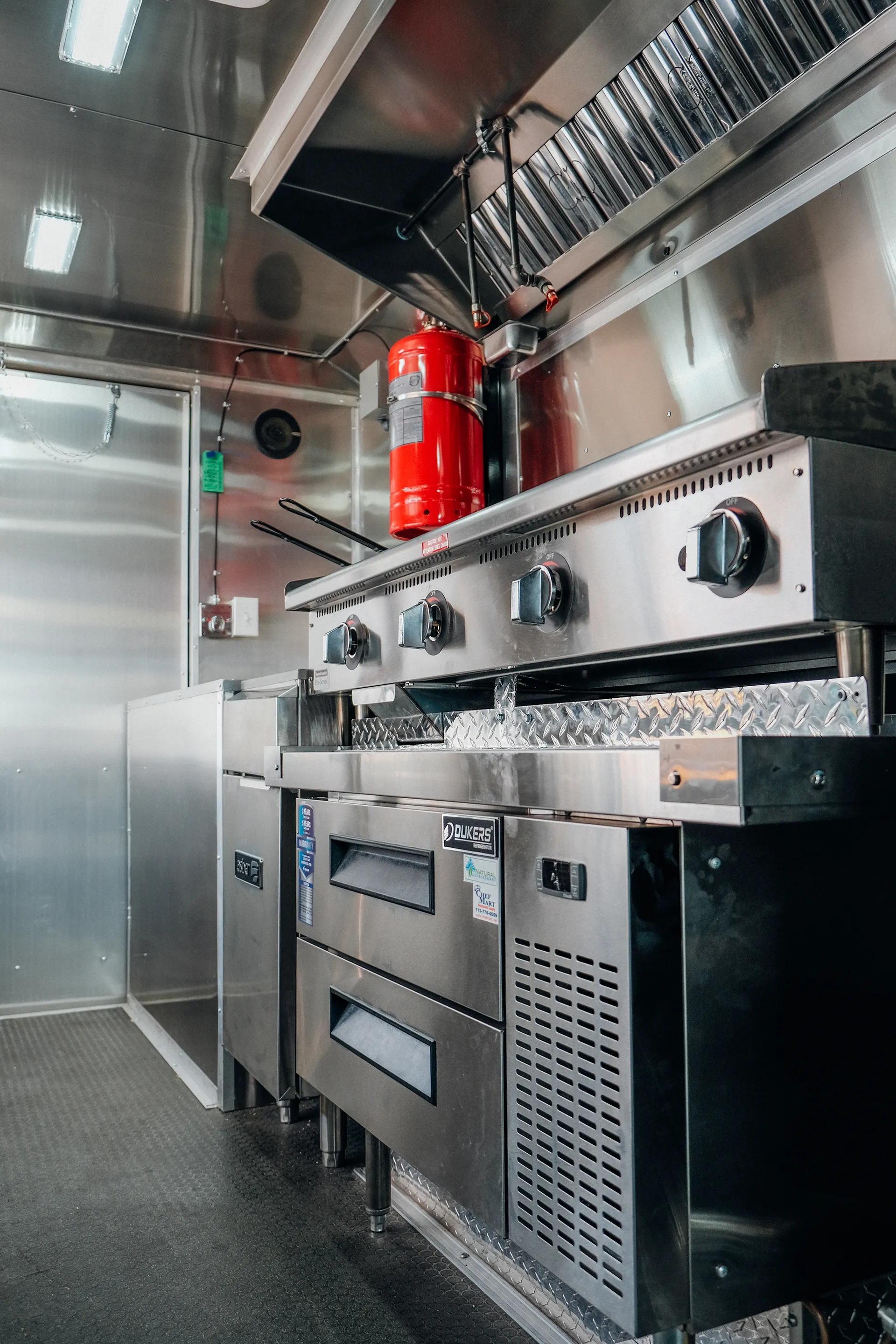 Daddy O's Cheese Steaks - Food Trailer by Trailer King Builders